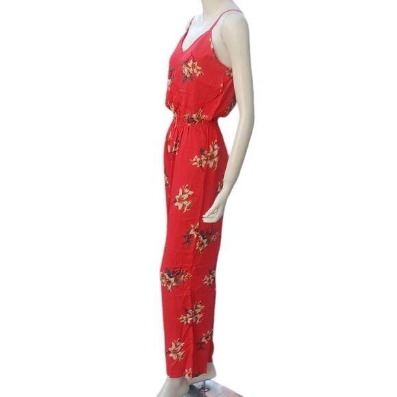 418133....Red Mimi Chica Floral Jumpsuit Size XS - Picture 2 of 8
